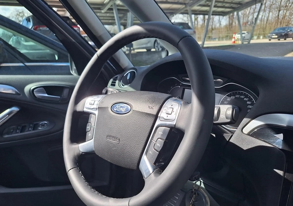 Ford Galaxy cena 35900 przebieg: 245000, rok produkcji 2011 z Olsztyn małe 466